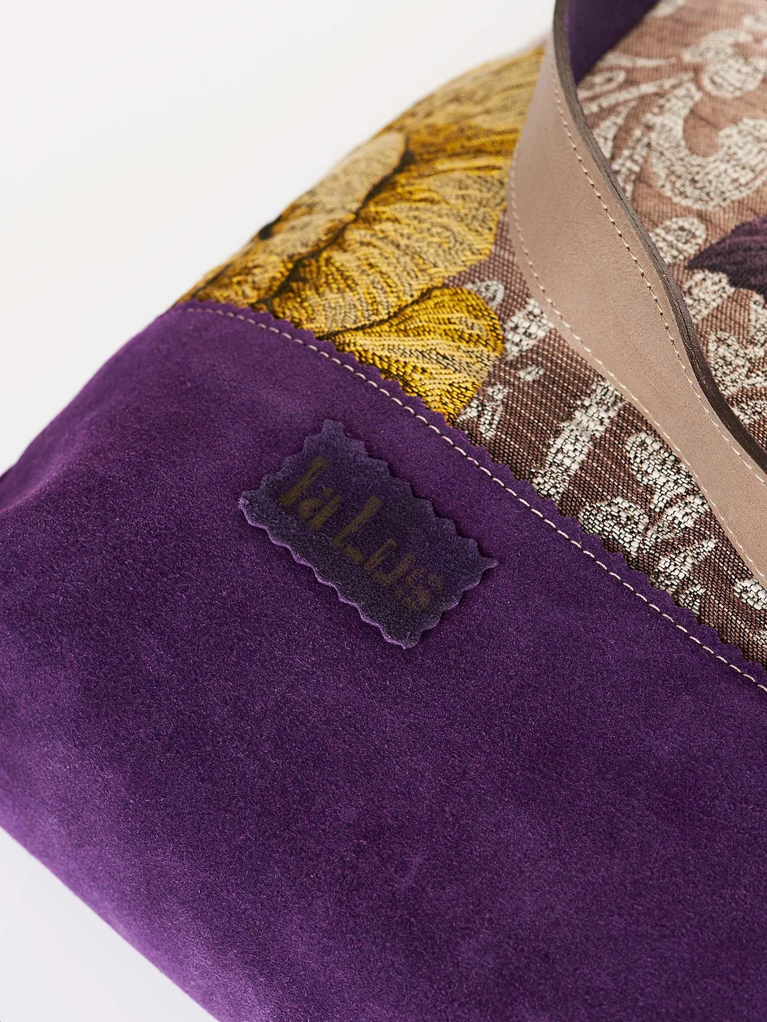 Bag in brocade fabric and suede