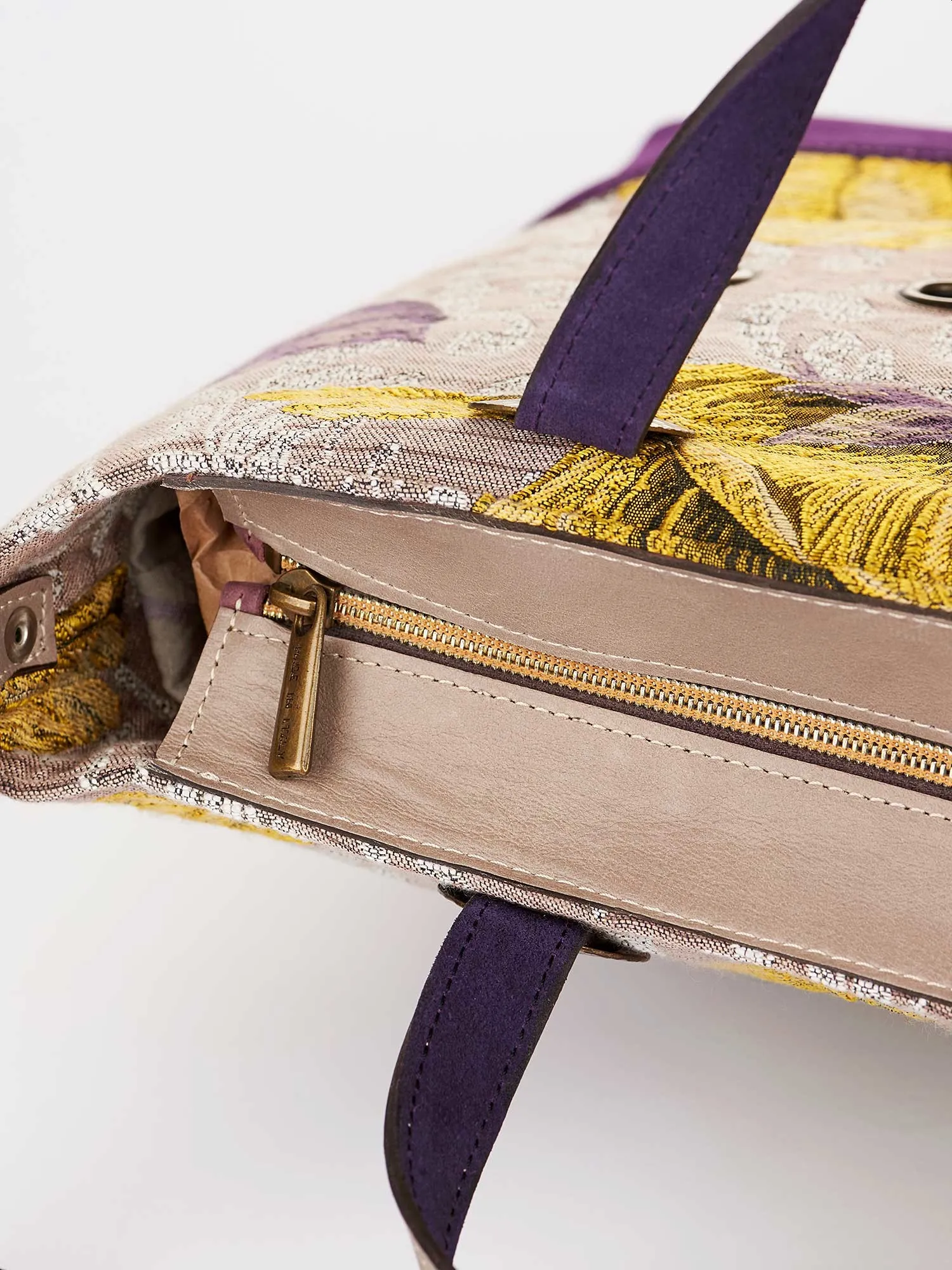 Bag in brocade fabric and suede