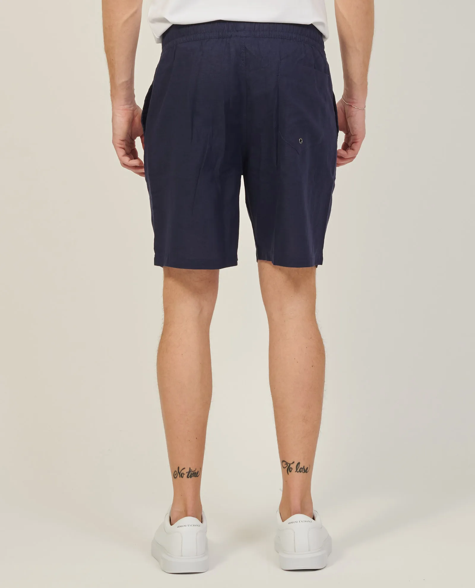 Bermuda uomo Emporio Armani con logo ricamato