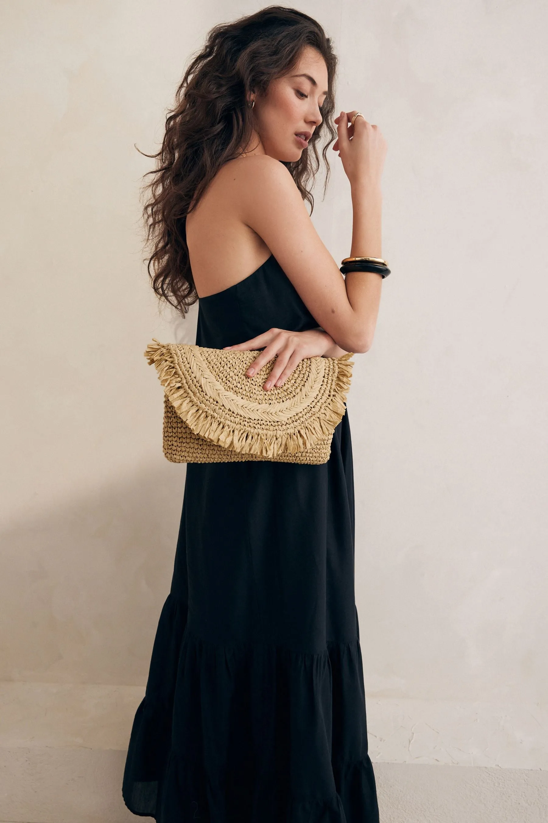Borsa con frange in rafia    