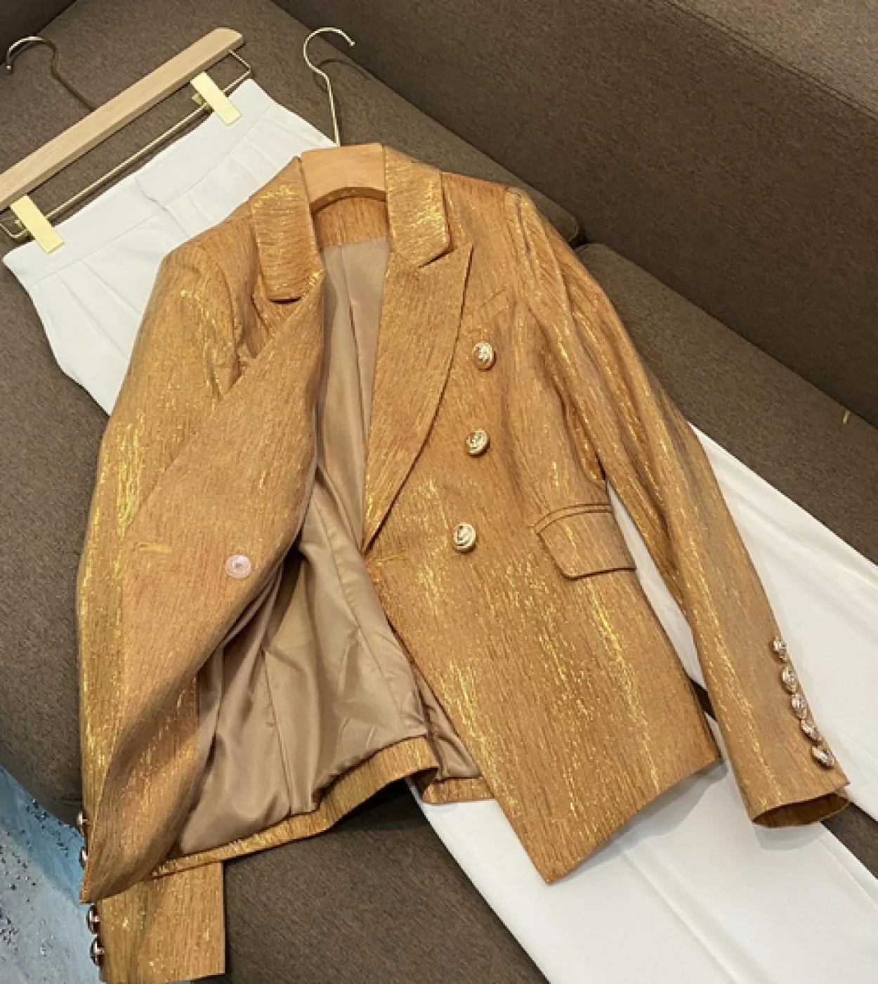 Giacca blazer in oro nuovo stilista di alta qualità Giacca da donna con bottoni in metallo leone doppio petto Cappotto esterno B