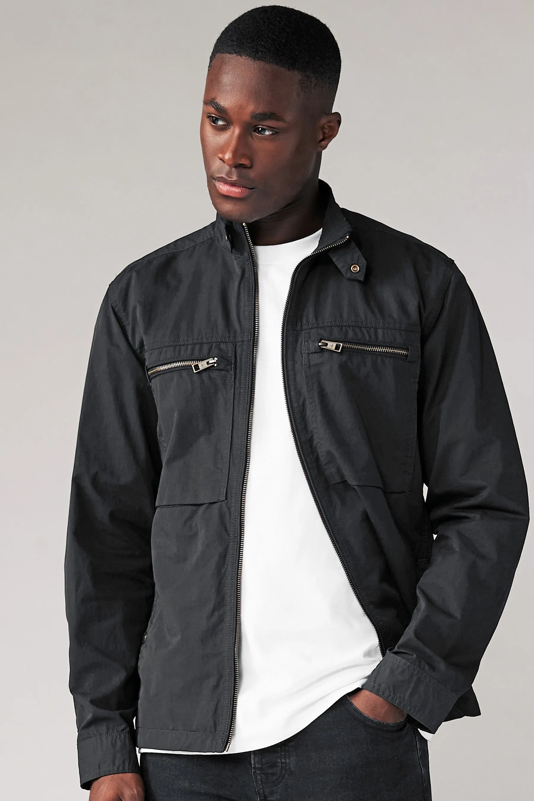 Impermeabile stile camicia multitasche