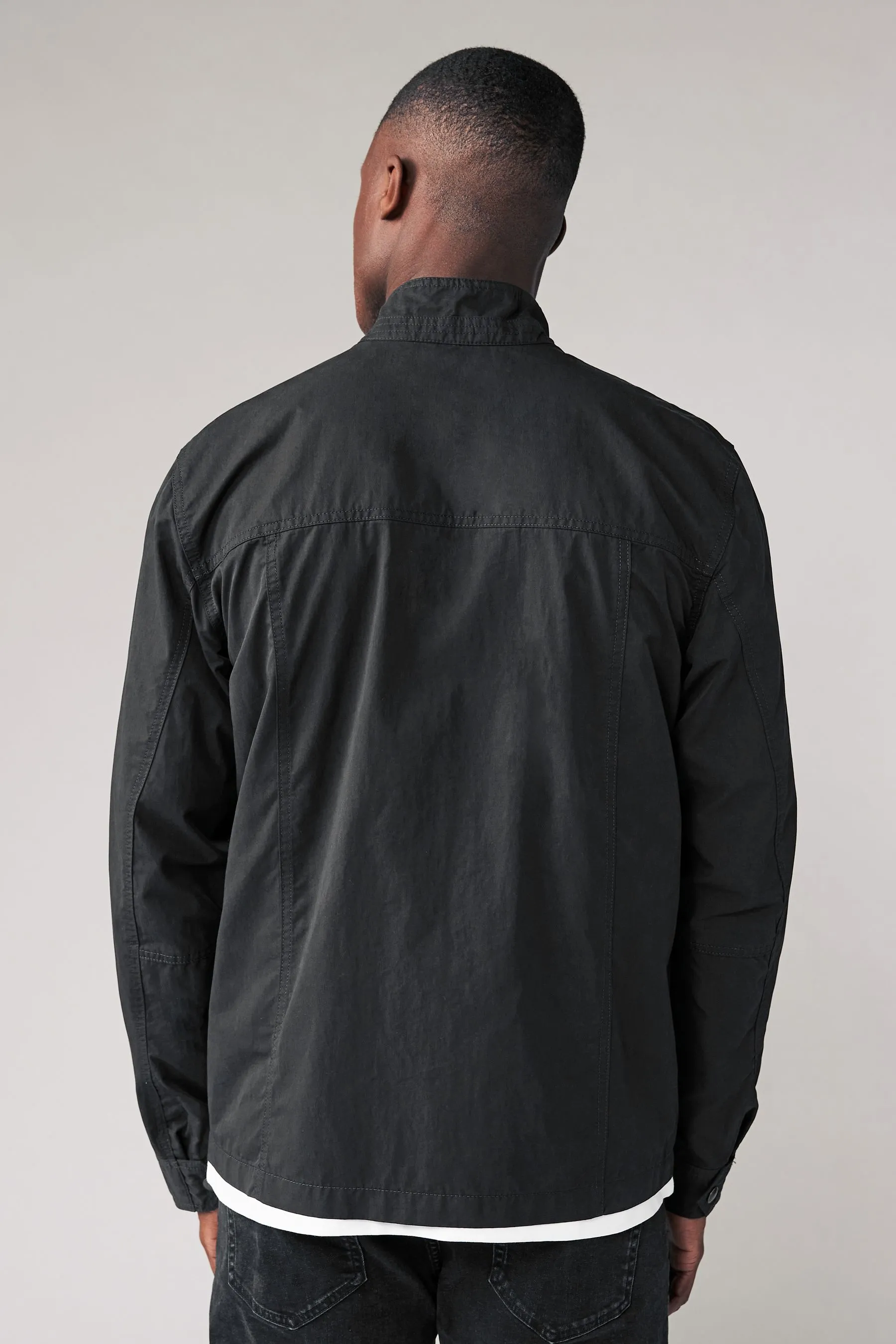 Impermeabile stile camicia multitasche