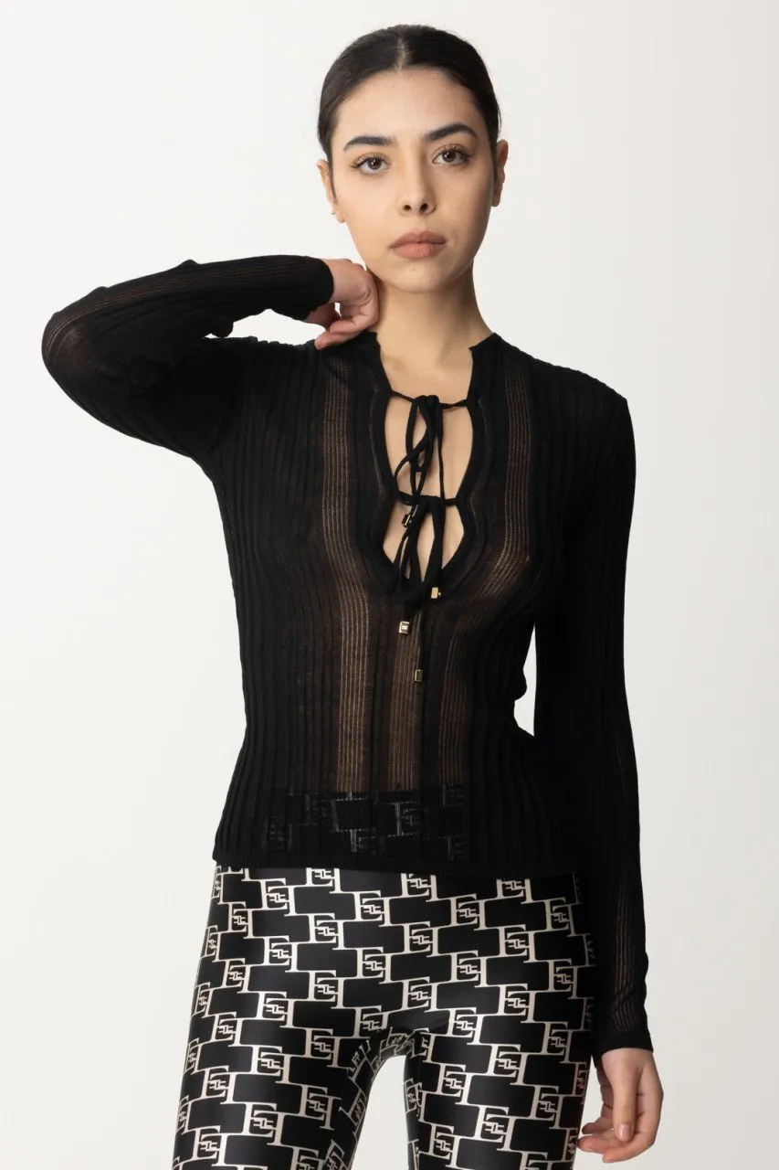 Maglia a coste con scollatura criss cross Nero