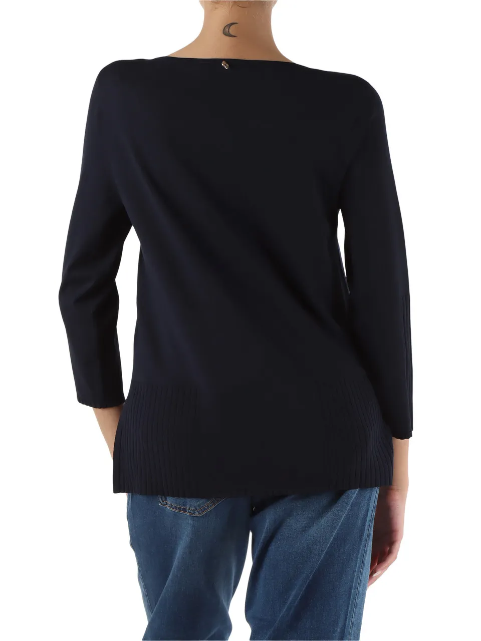 Maglia in misto viscosa con dettagli a coste