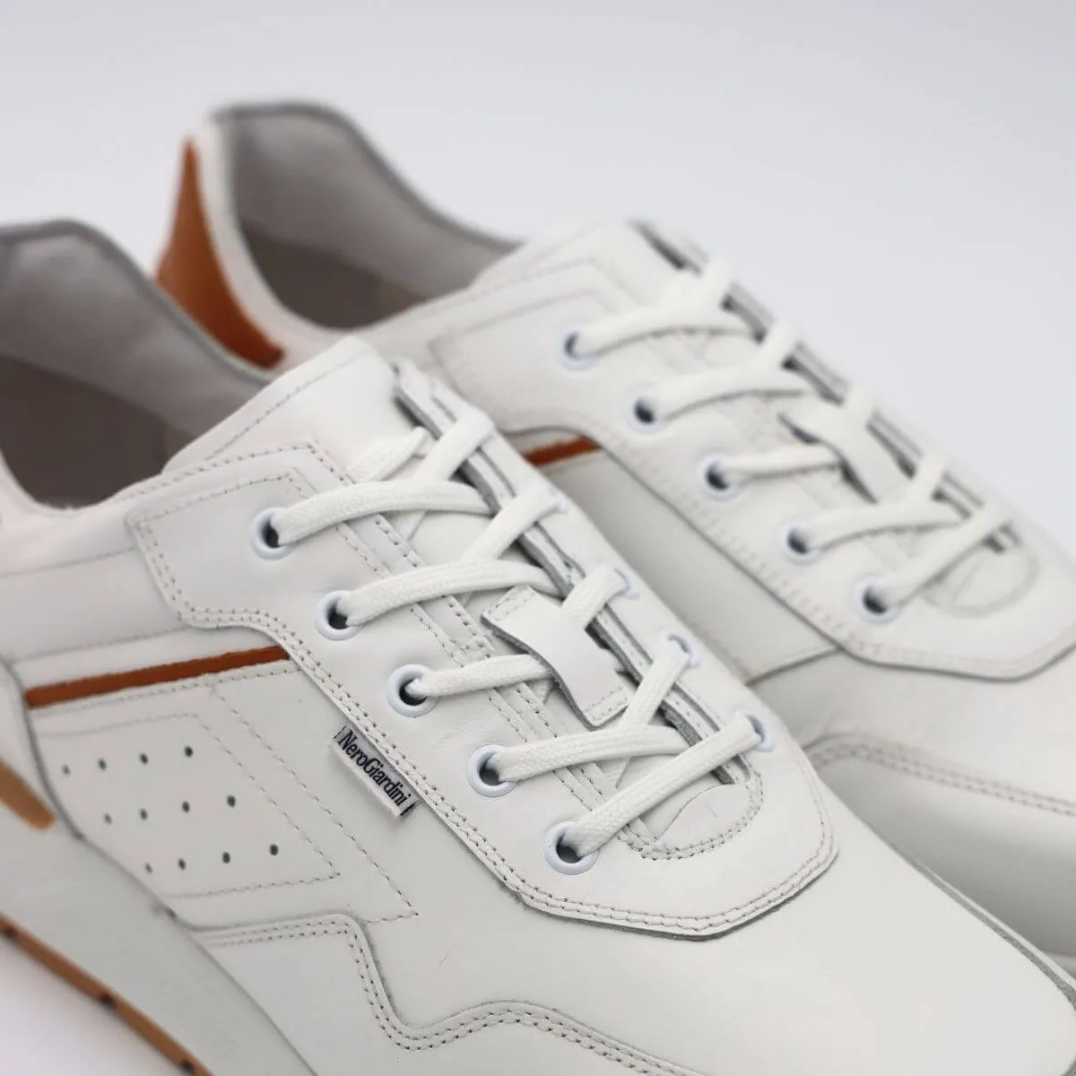 NERO GIARDINI SNEAKER E400192U 707 PELLE BIANCO  