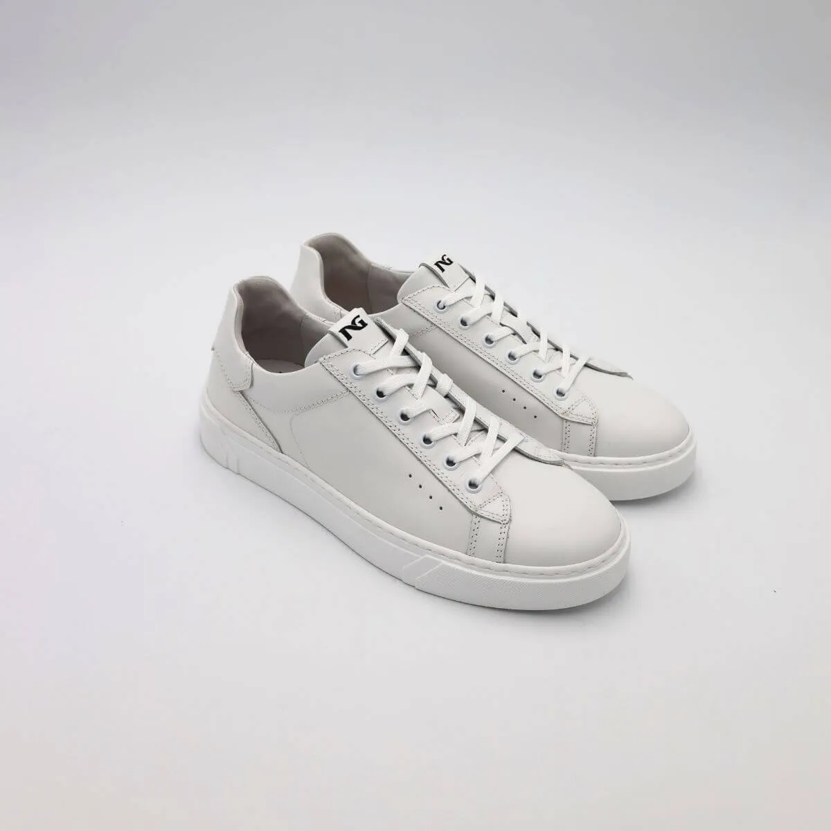 NERO GIARDINI SNEAKER E400240U 707 PELLE BIANCO  