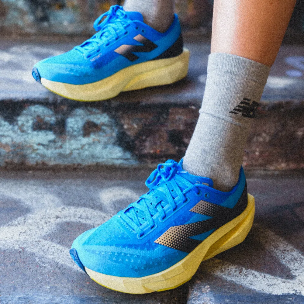 New Balance FuelCell Rebel v4 Scarpe da running per donna - AW24