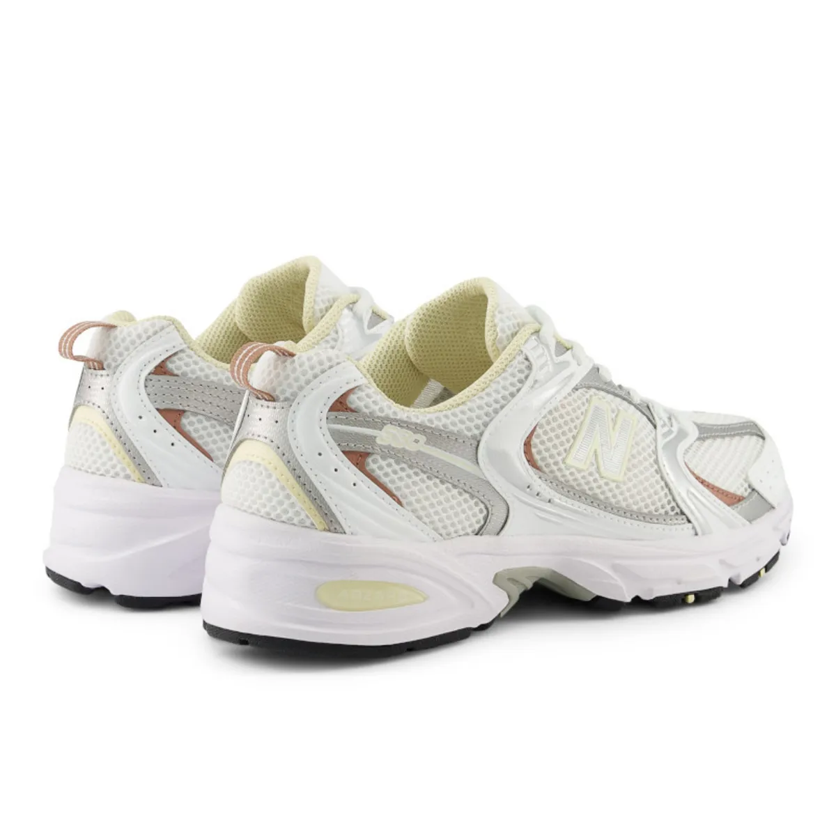 NEW BALANCE SNEAKER MR530 SGA BIANCO/ARGENTO  