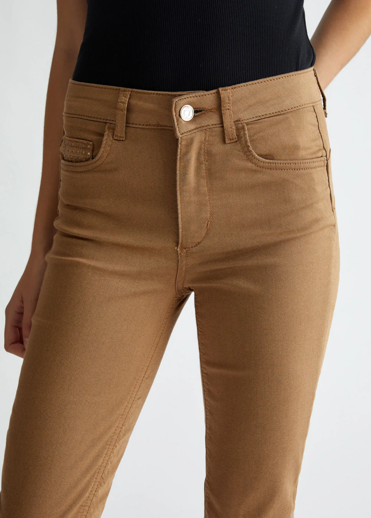 Pantaloni cropped bottom up 