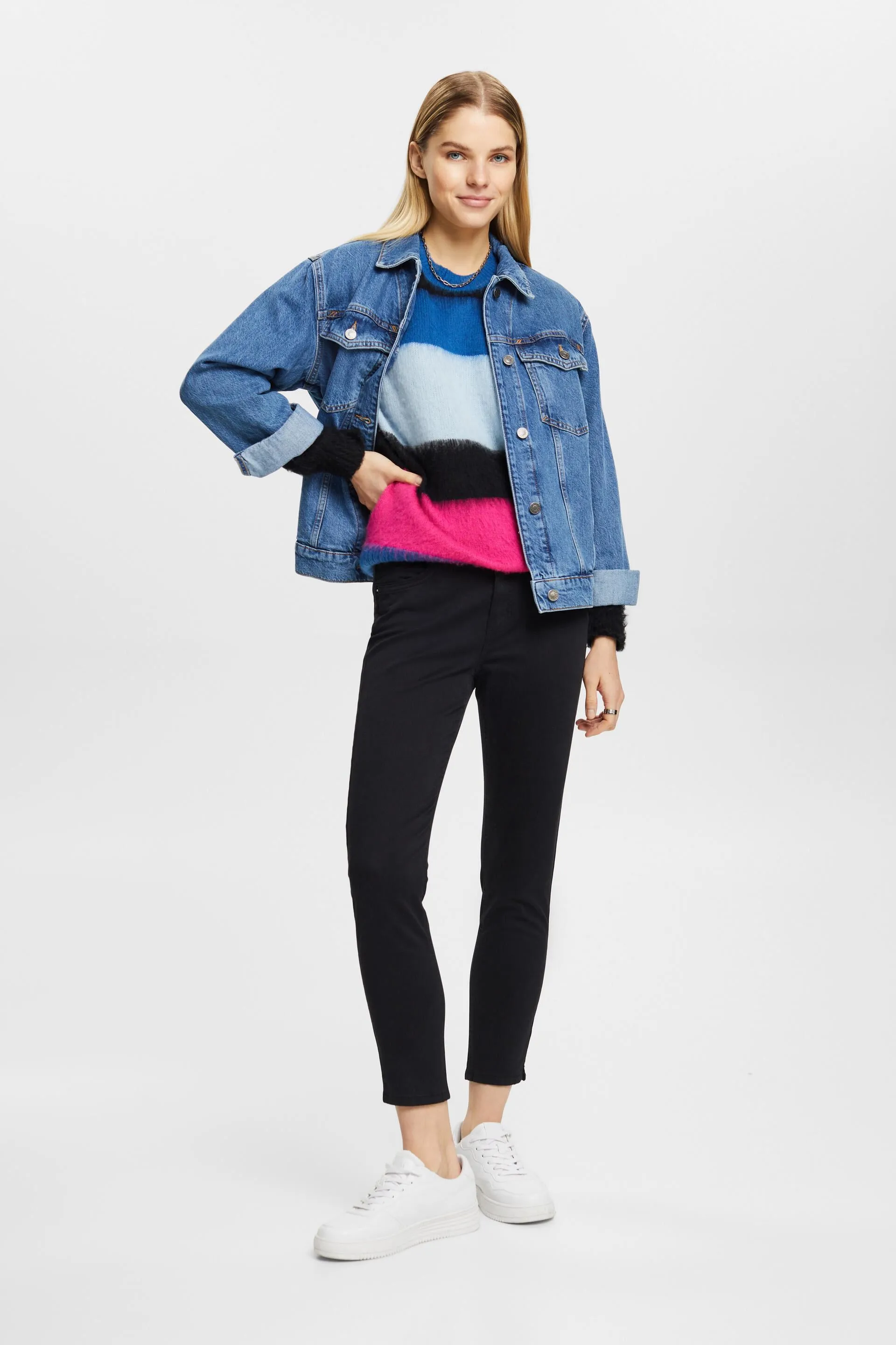Pantaloni stretch a vita media cropped
