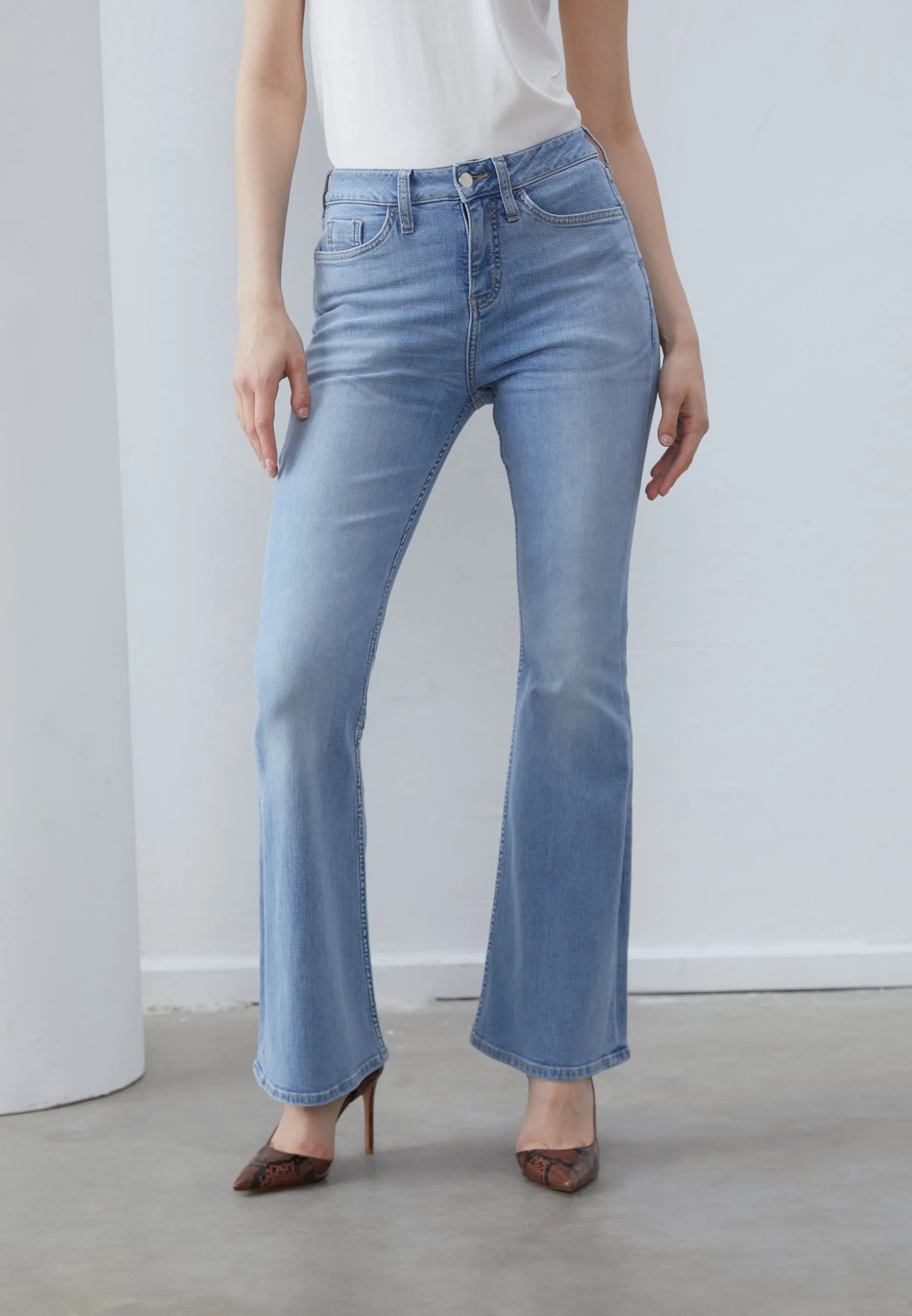 POWER STRETCH - Jeans a zampa