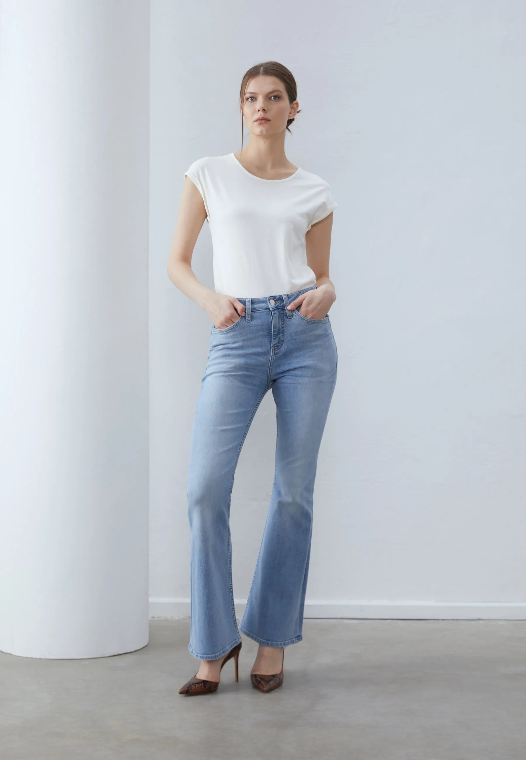 POWER STRETCH - Jeans a zampa