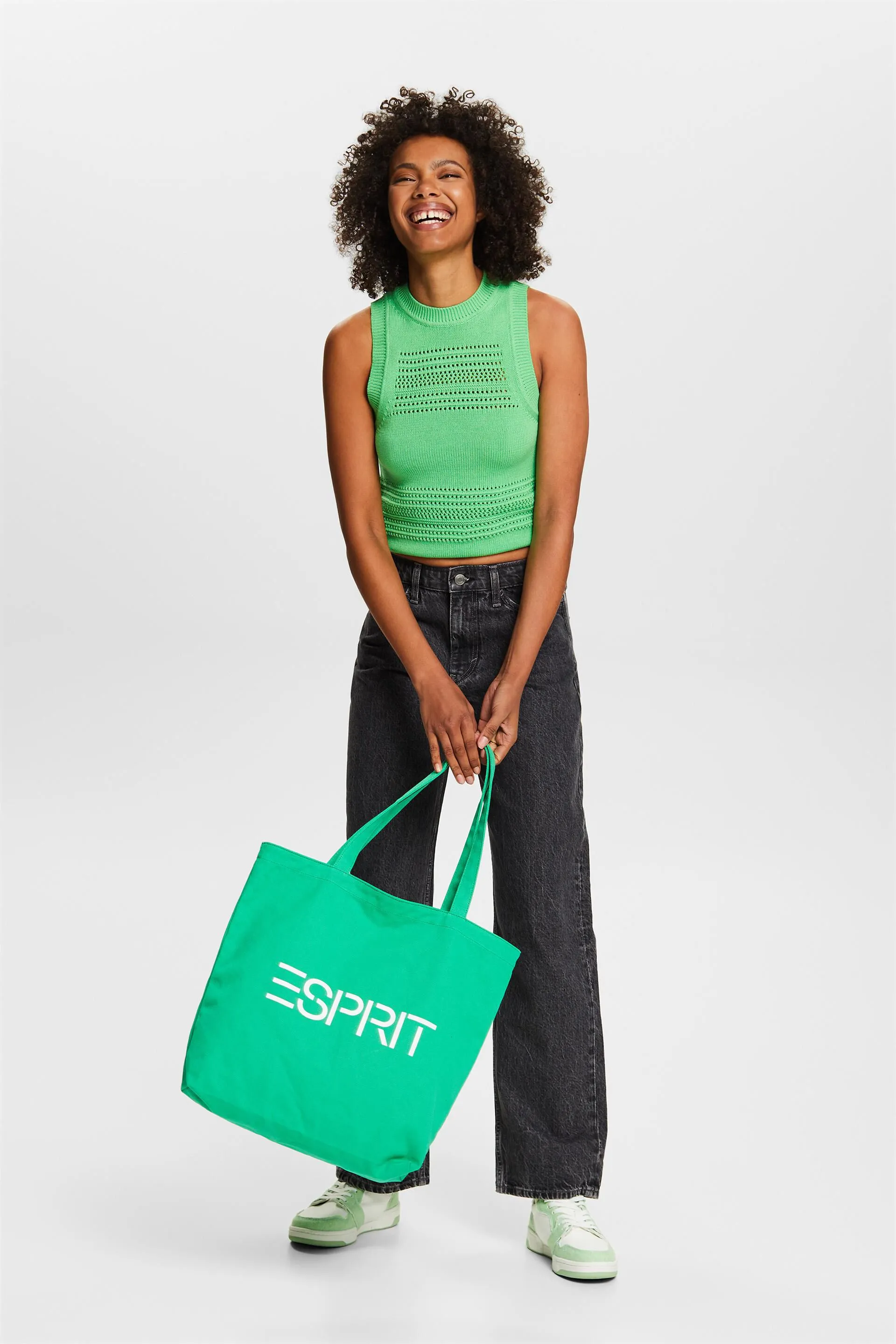 Pullover in mesh senza maniche