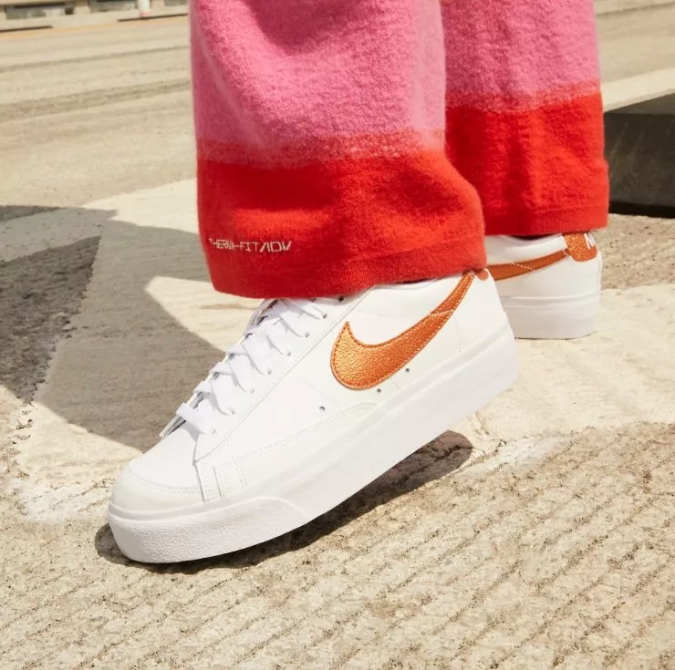 Scarpe Nike Blazer Low Platform Women s Shoes