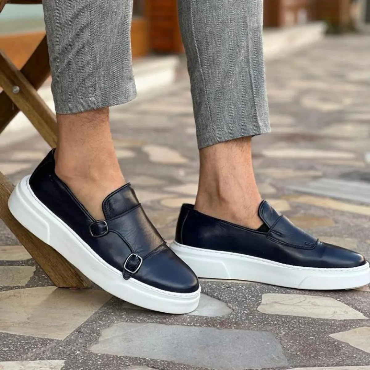 Scarpe sportive da uomo marroni Scarpe casual vulcanizzate Scarpe da monaco con doppia fibbia fatte a mano nere Scarpe da uomo d
