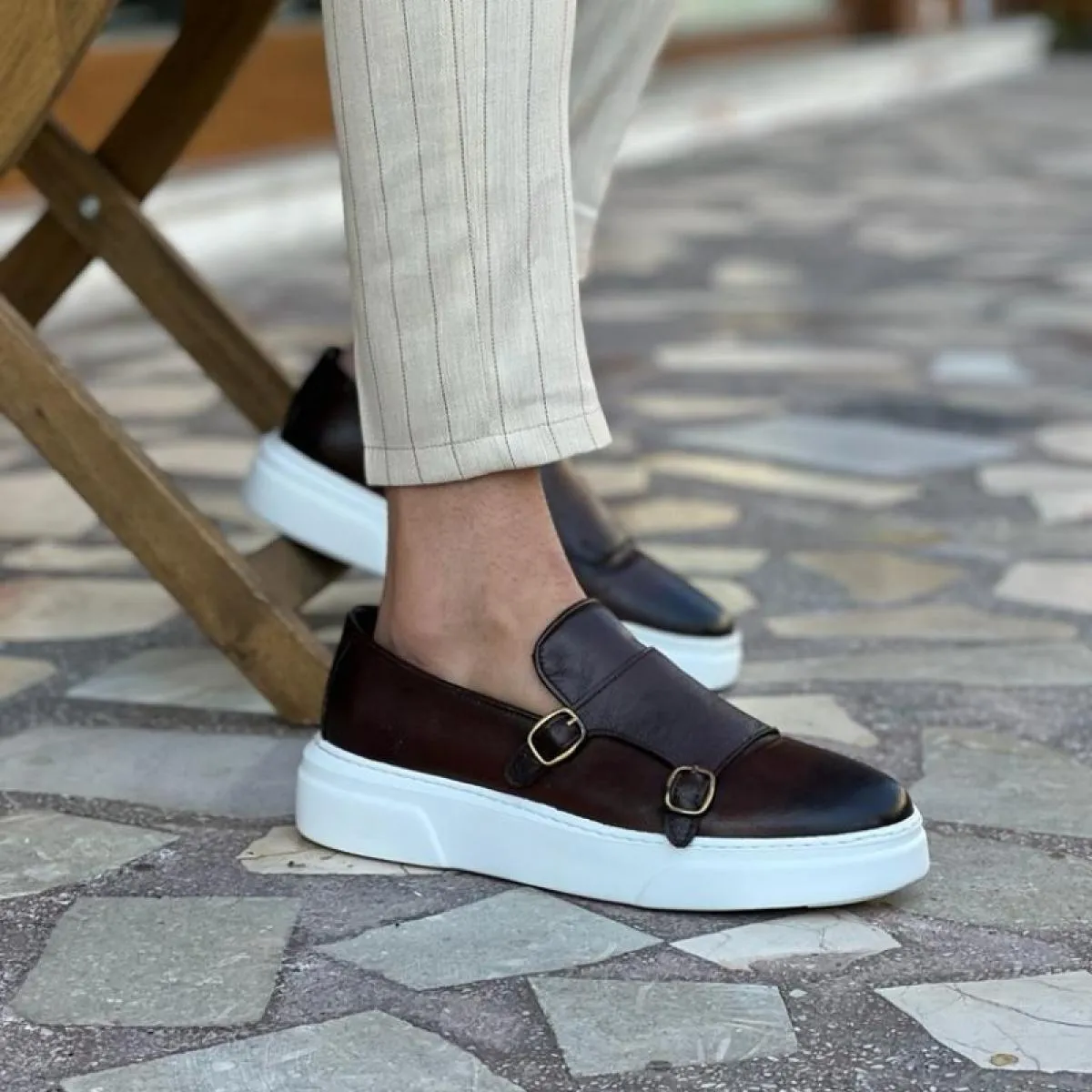 Scarpe sportive da uomo marroni Scarpe casual vulcanizzate Scarpe da monaco con doppia fibbia fatte a mano nere Scarpe da uomo d