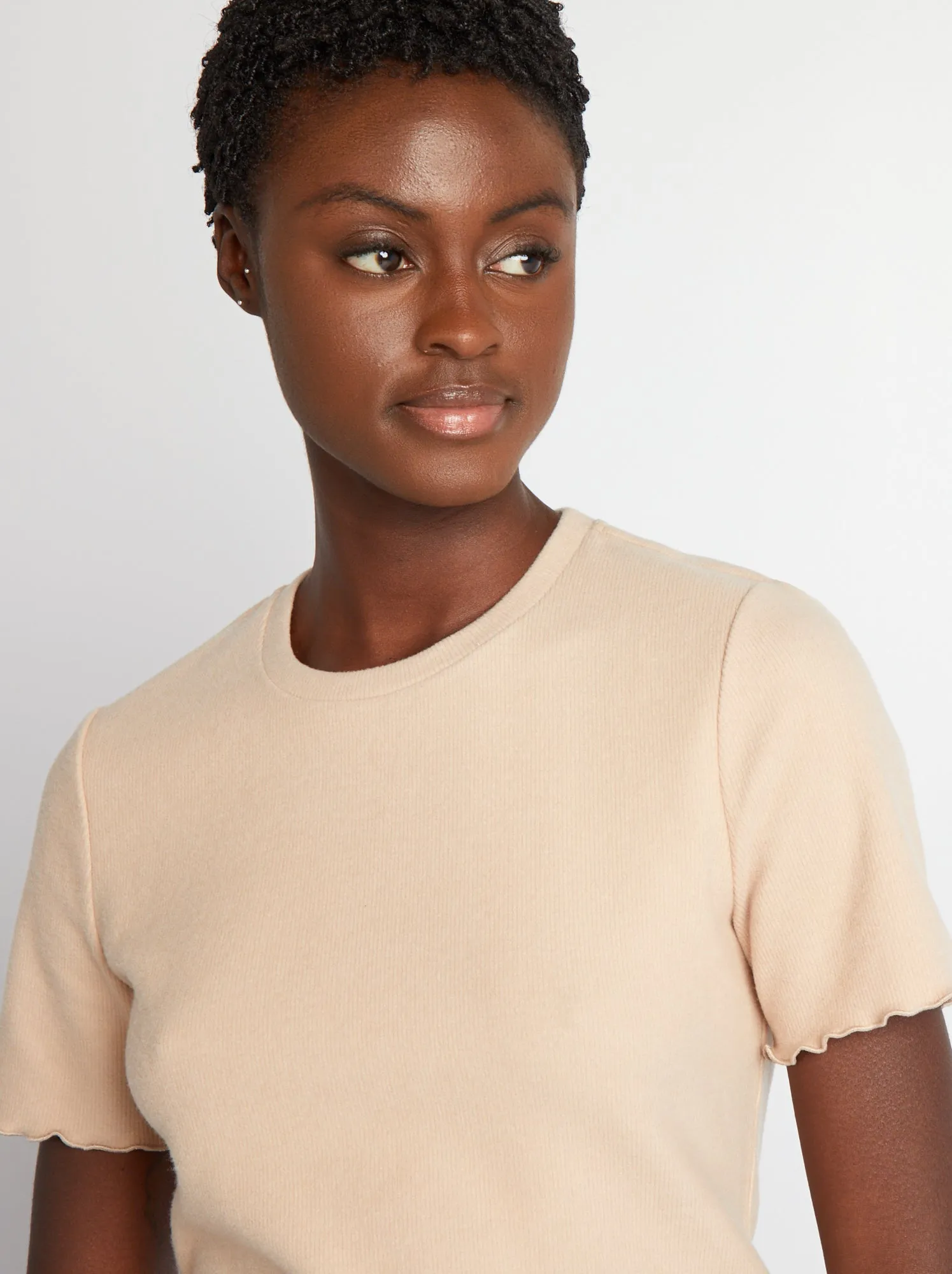 T-shirt a coste in tessuto soffice - BEIGE